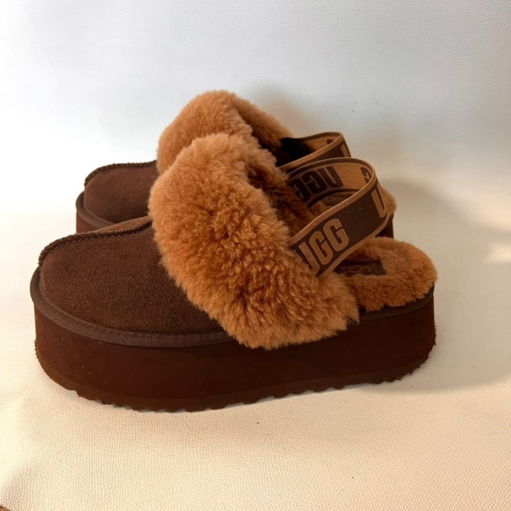 UGG Funkette Platform Slipper Women 7 Chestnut Brown Suede Slip on Cozy Chunky - Picture 2 of 8